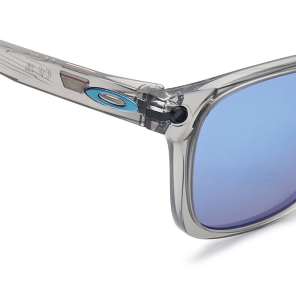 Oakley Ojector Polarized Sunglasses Grey Ink Frame w/ Prizm Sapphire Lenses - Picture 11 of 16